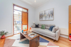 Gorgeous 2 BDR apt wbalcony, Chelsea